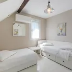 De La Douloustre