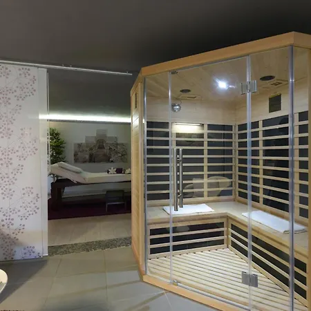 De La Douloustre Hébergement de vacances Montgaillard (Hautes-Pyrenees)