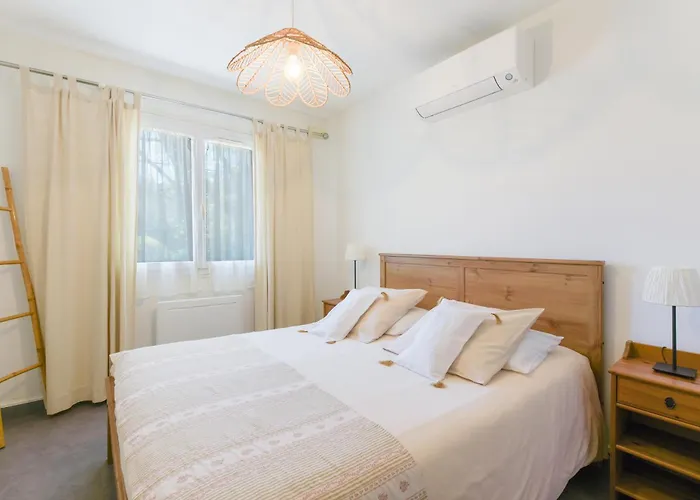 De La Douloustre Holiday home Montgaillard (Hautes-Pyrenees)